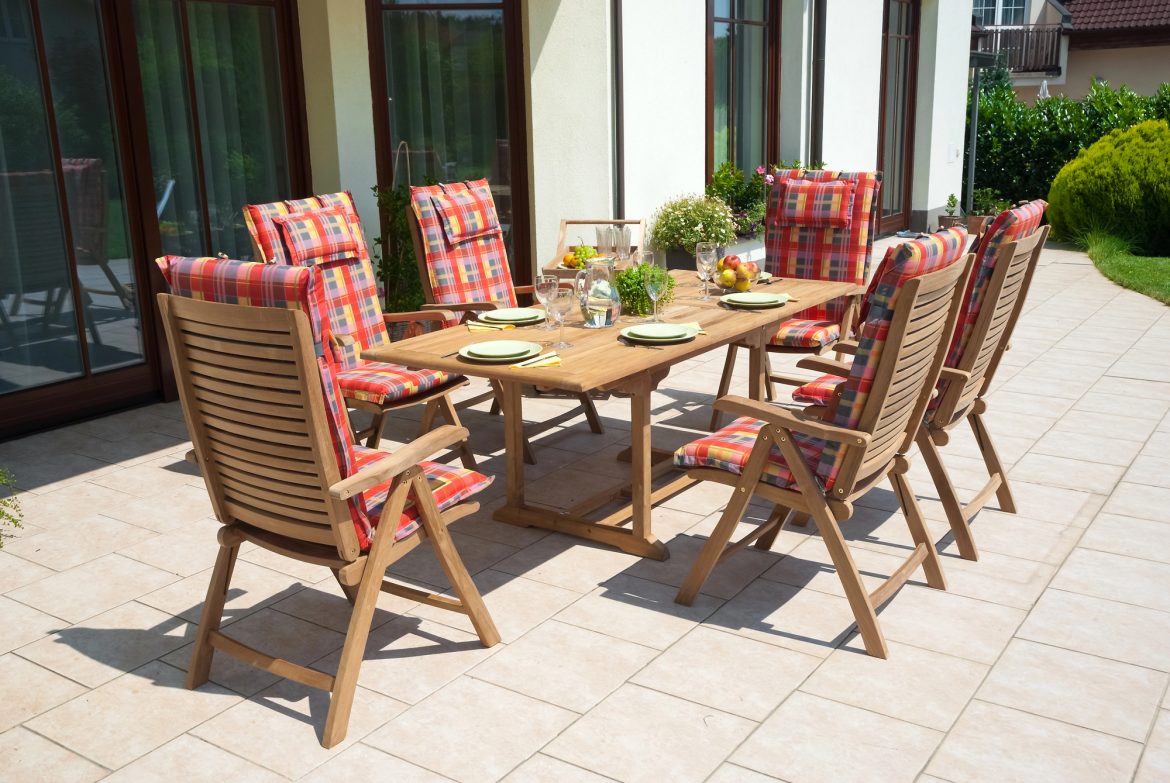 Der Sommer gehört Ihnen: So wird die Terrasse zur exklusiven Wohlfühloase